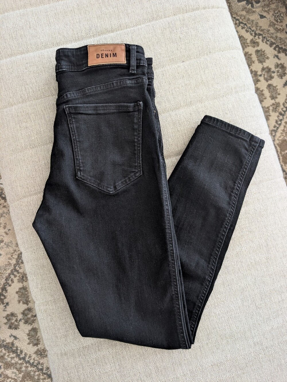 Sezane Denim Black Skinny Jeans | Size 36/4